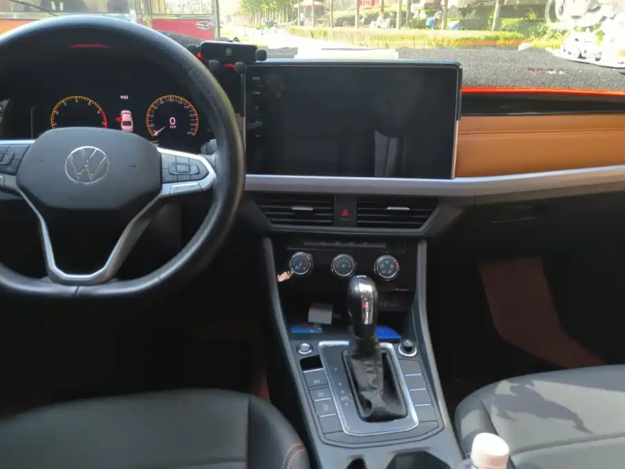 Volkswagen Bora — миниатюра 12