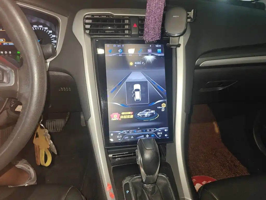Ford Mondeo — миниатюра 6