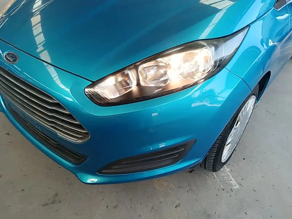 Ford Fiesta — миниатюра 24