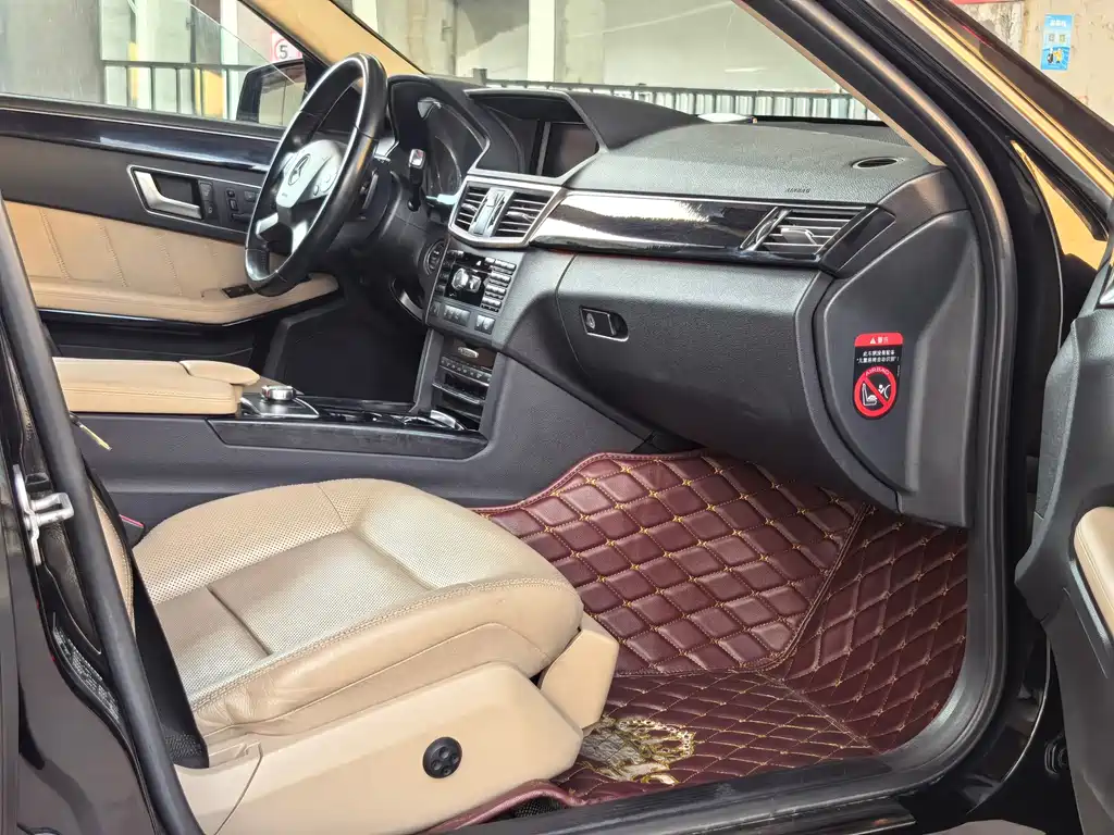 Mercedes-Benz E-Class — миниатюра 20