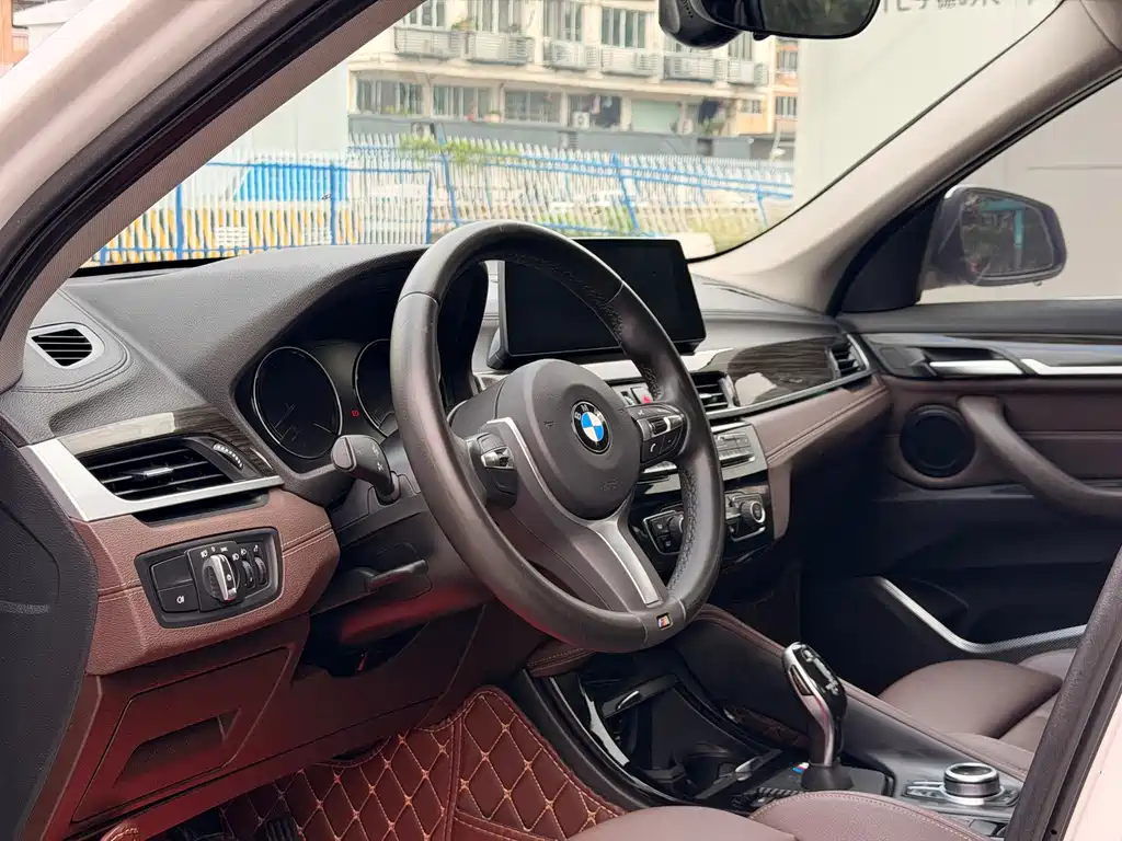 BMW X1 — миниатюра 4