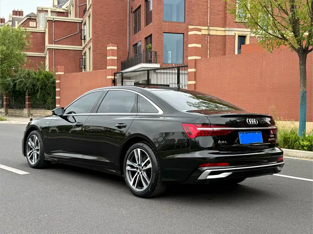 Audi A6L — миниатюра 9