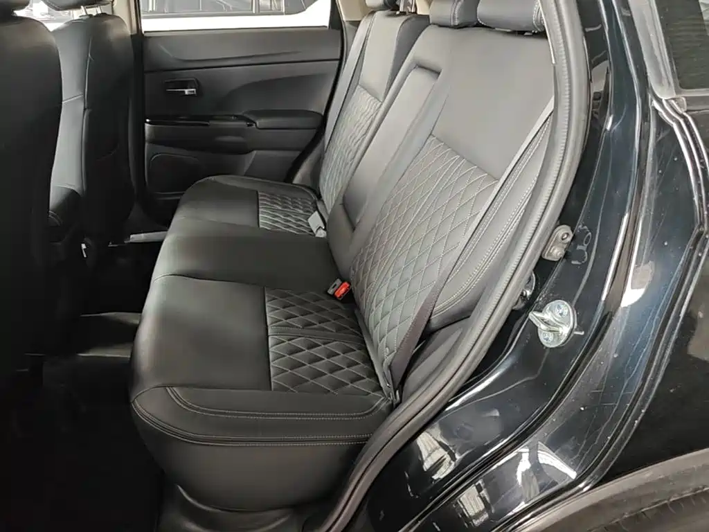 Mitsubishi ASX — миниатюра 17