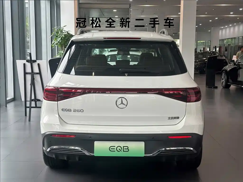 Mercedes-Benz EQB — миниатюра 5