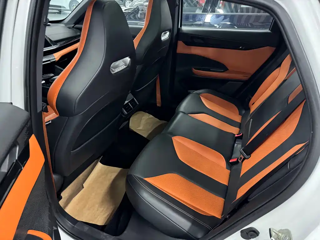 Changan UNI-V — миниатюра 14