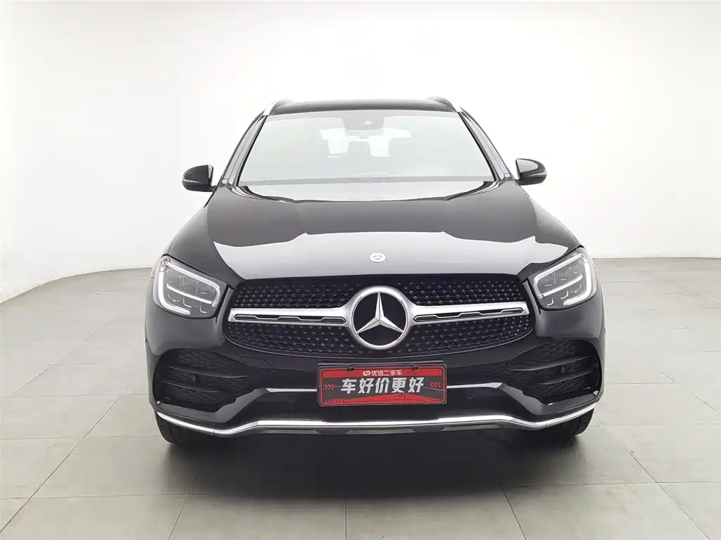 MERCEDES-BENZ GLC