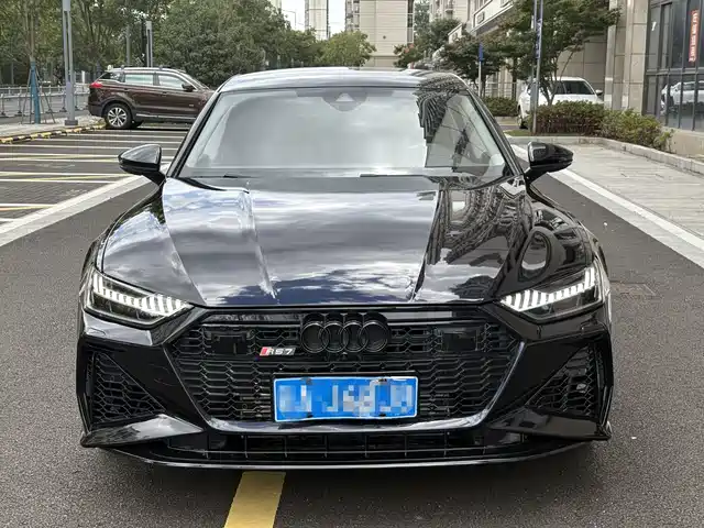 AUDI A7L