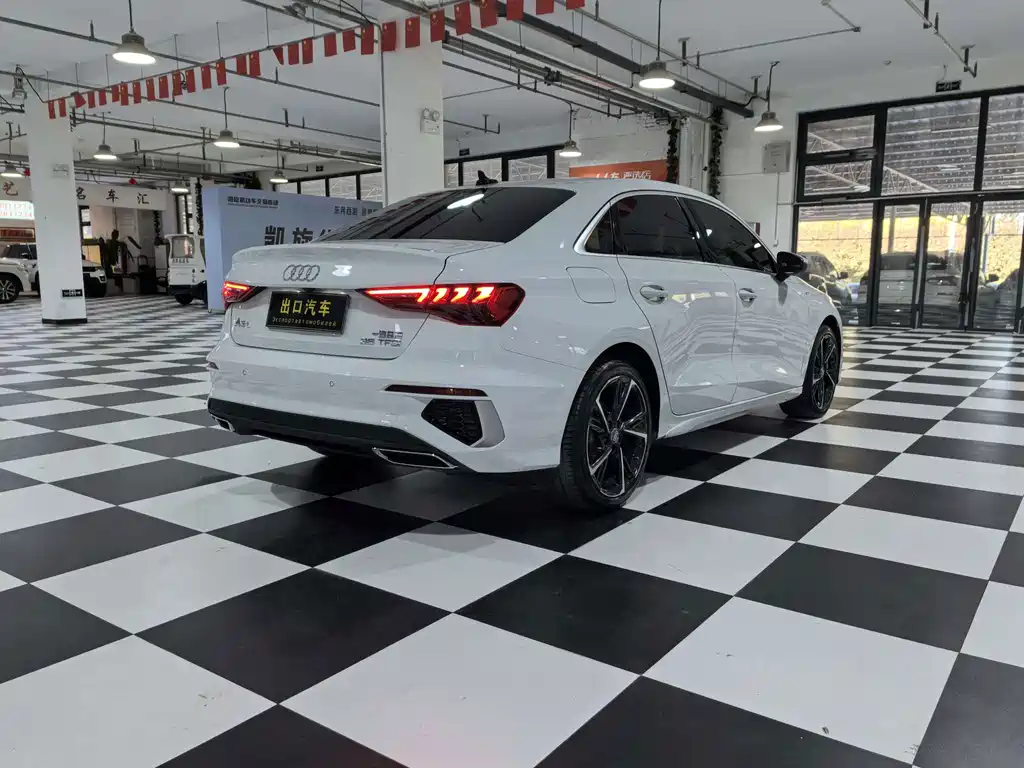 Audi A3 — миниатюра 4