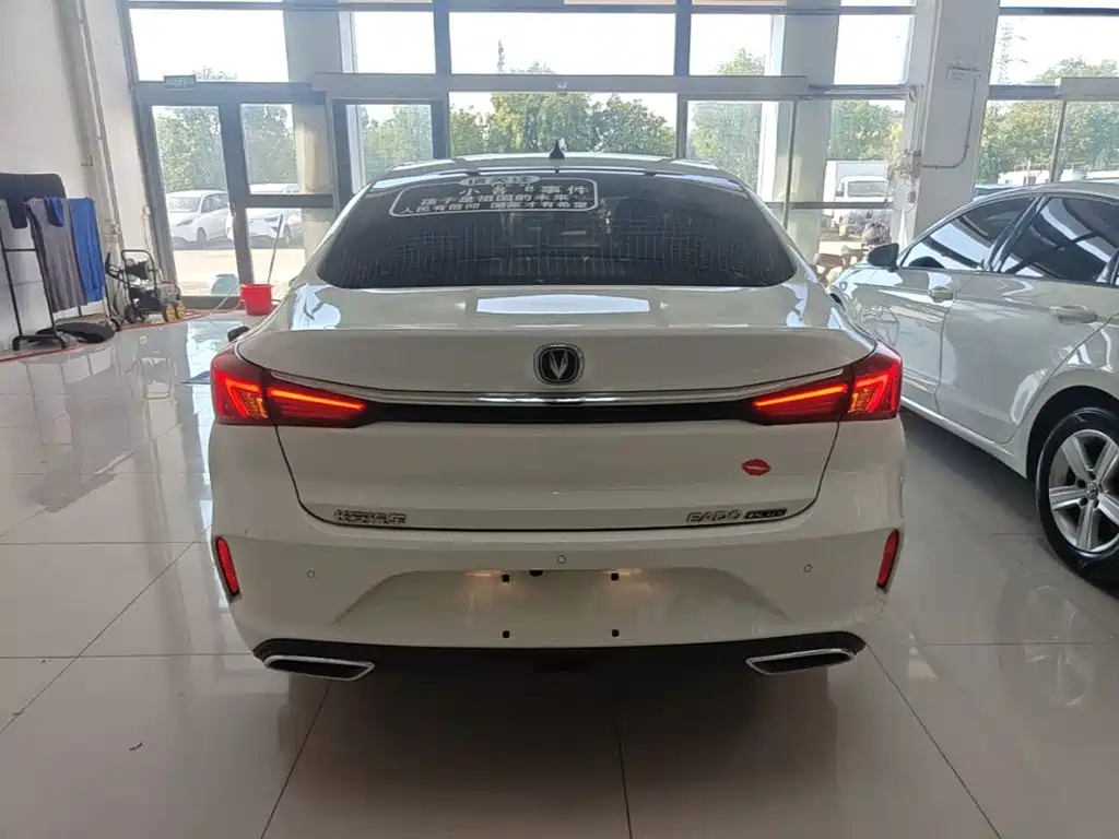 Changan Eado — миниатюра 6