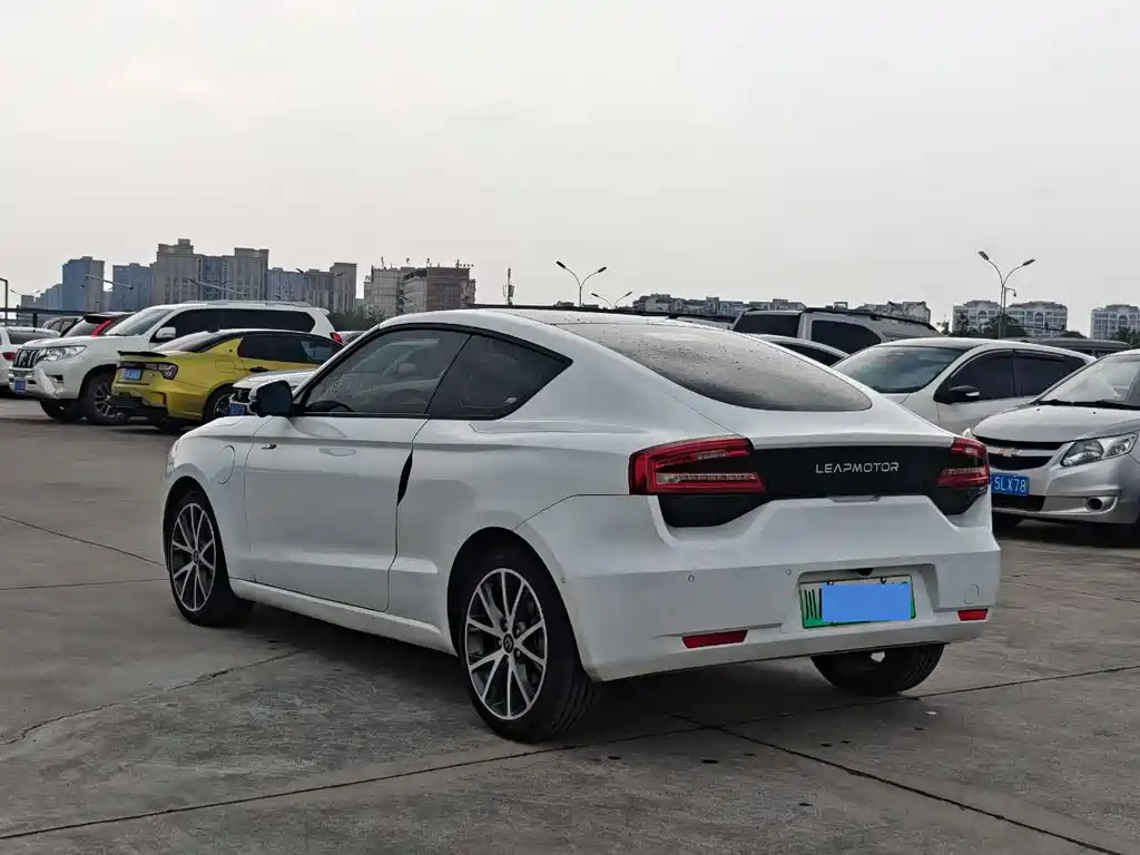 Leapmotor Leapmotor S01 — миниатюра 6