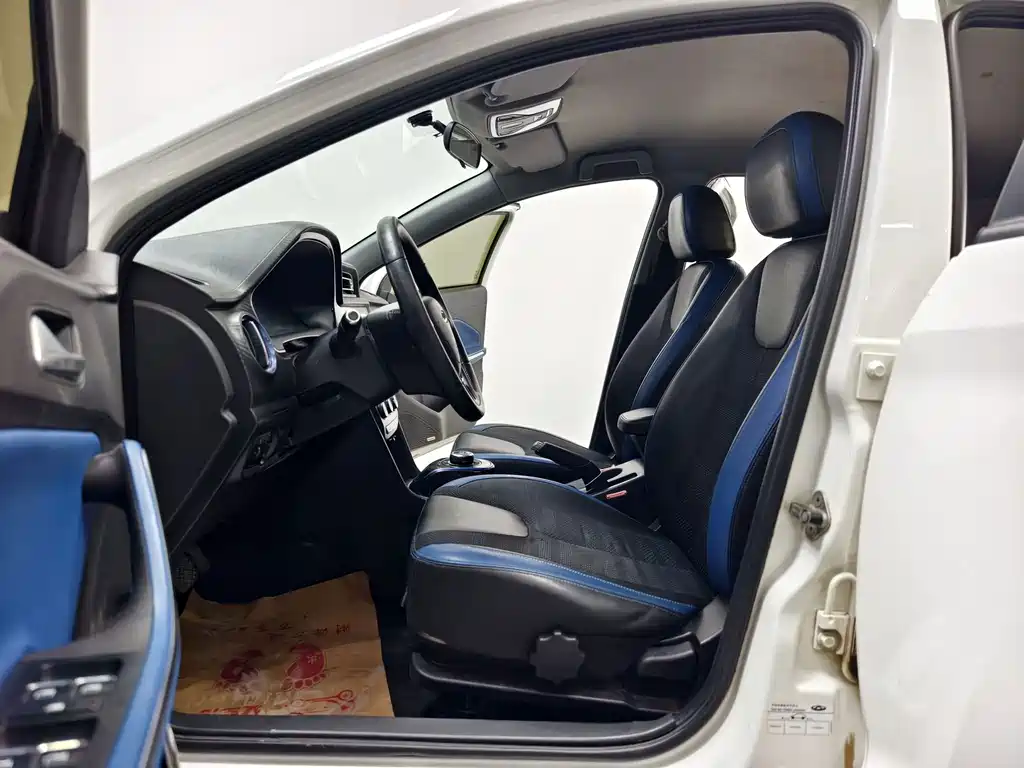 Chery New Energy Tiggo 3xe — миниатюра 10