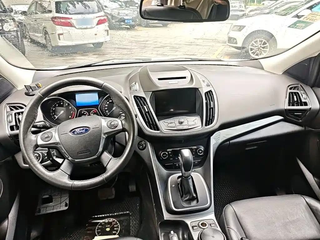 Ford Kuga — миниатюра 14