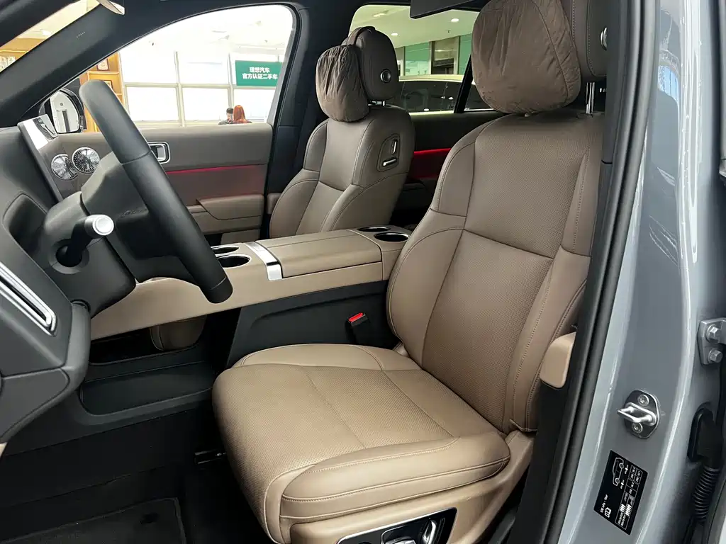 Li Auto Li L8 — миниатюра 12
