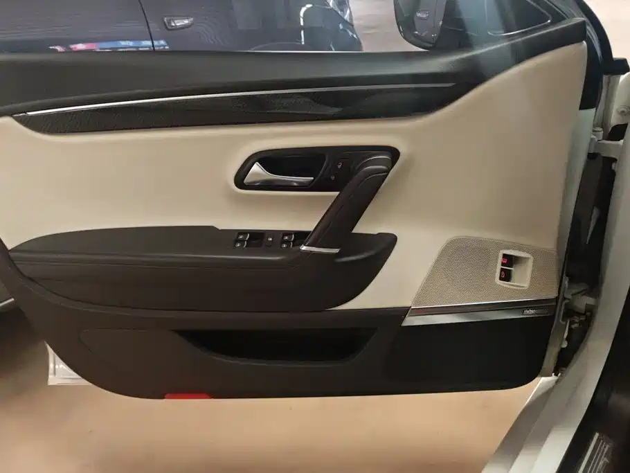Volkswagen CC — миниатюра 7