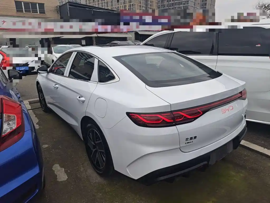 BYD Qin L — миниатюра 5