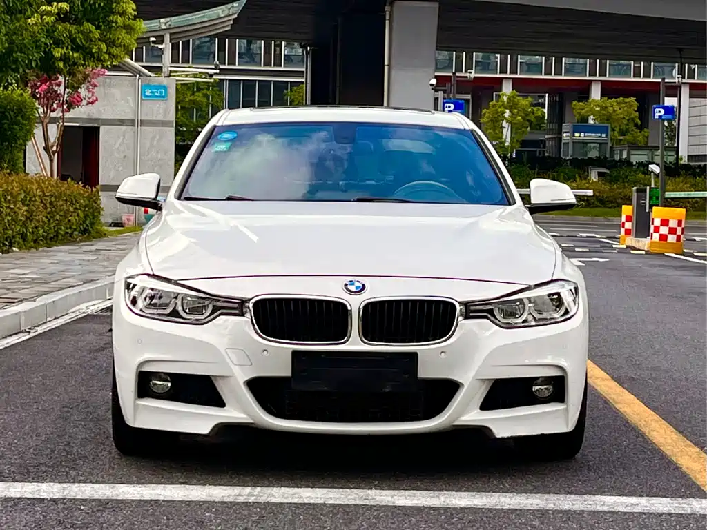BMW 3 Series — миниатюра 2
