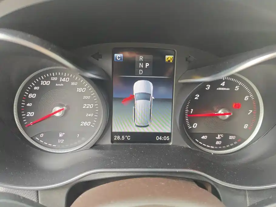 Mercedes-Benz GLC — миниатюра 14