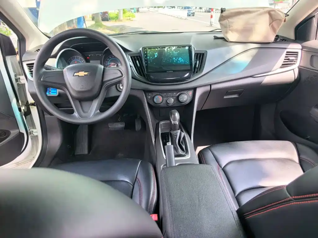 Chevrolet Cavalier — миниатюра 10