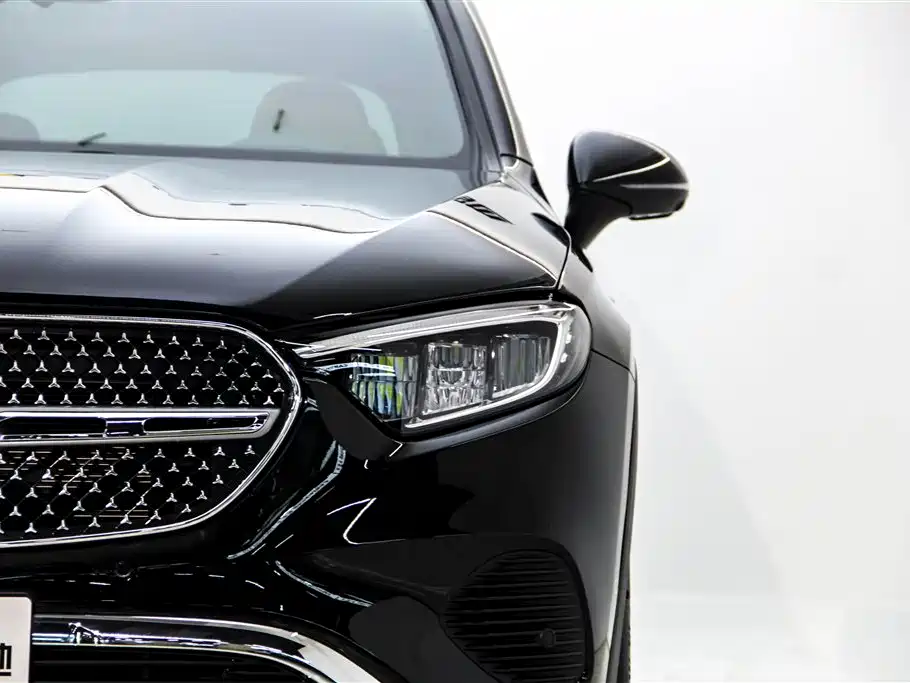 Mercedes-Benz GLC 2025 GLC 260 L 4MATIC