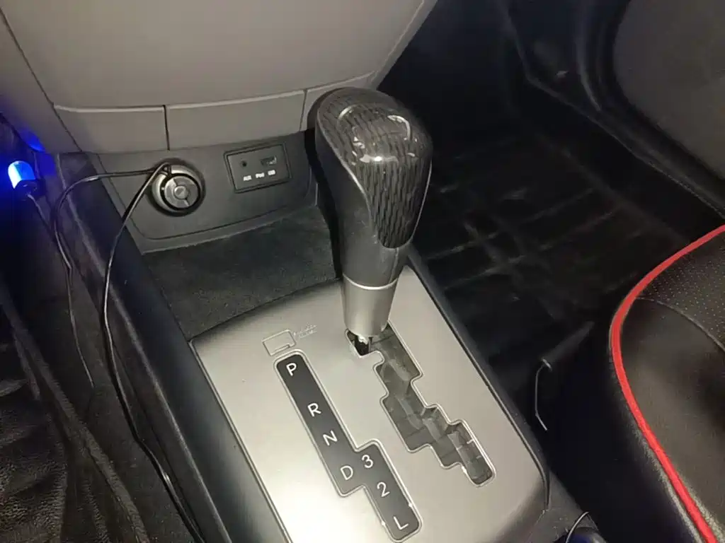 Hyundai Elantra — миниатюра 14