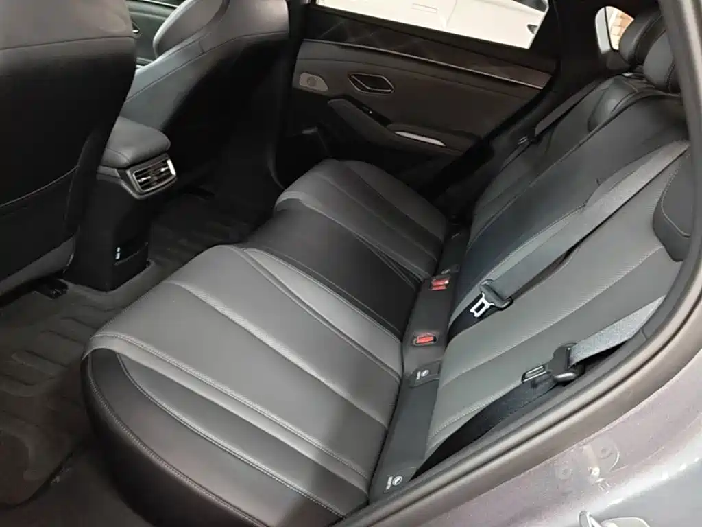 BYD Qin L — миниатюра 17