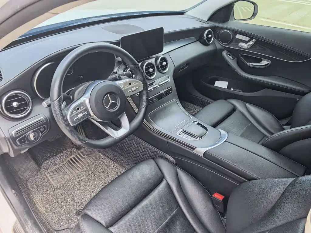 Mercedes-Benz C-Class — миниатюра 9