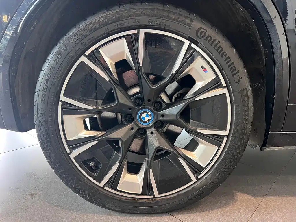 BMW iX3 — миниатюра 10