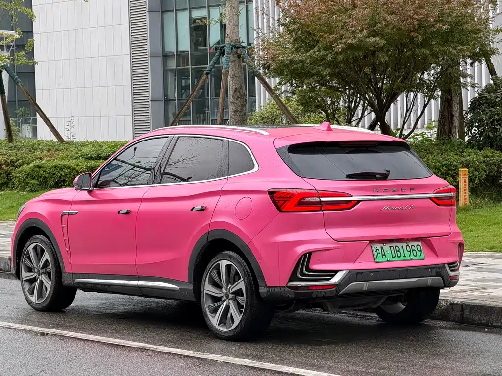 Roewe MARVEL X — миниатюра 11