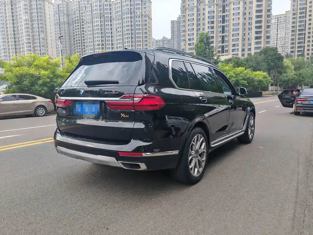 BMW X7 — миниатюра 4