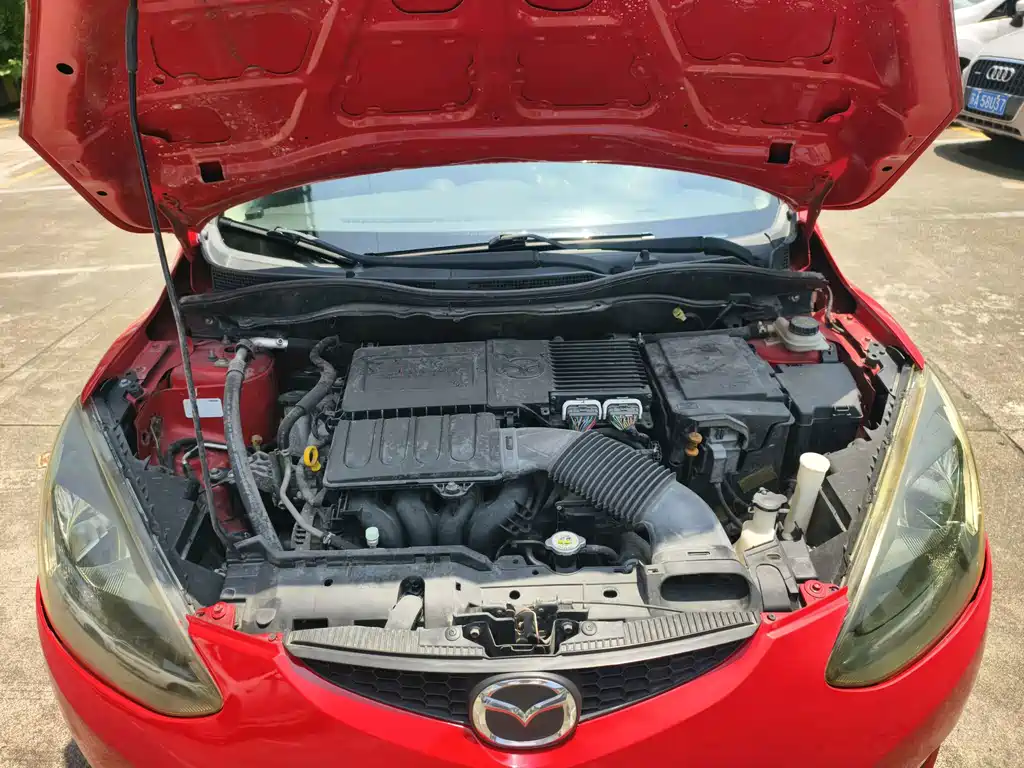 Mazda 2 — миниатюра 11