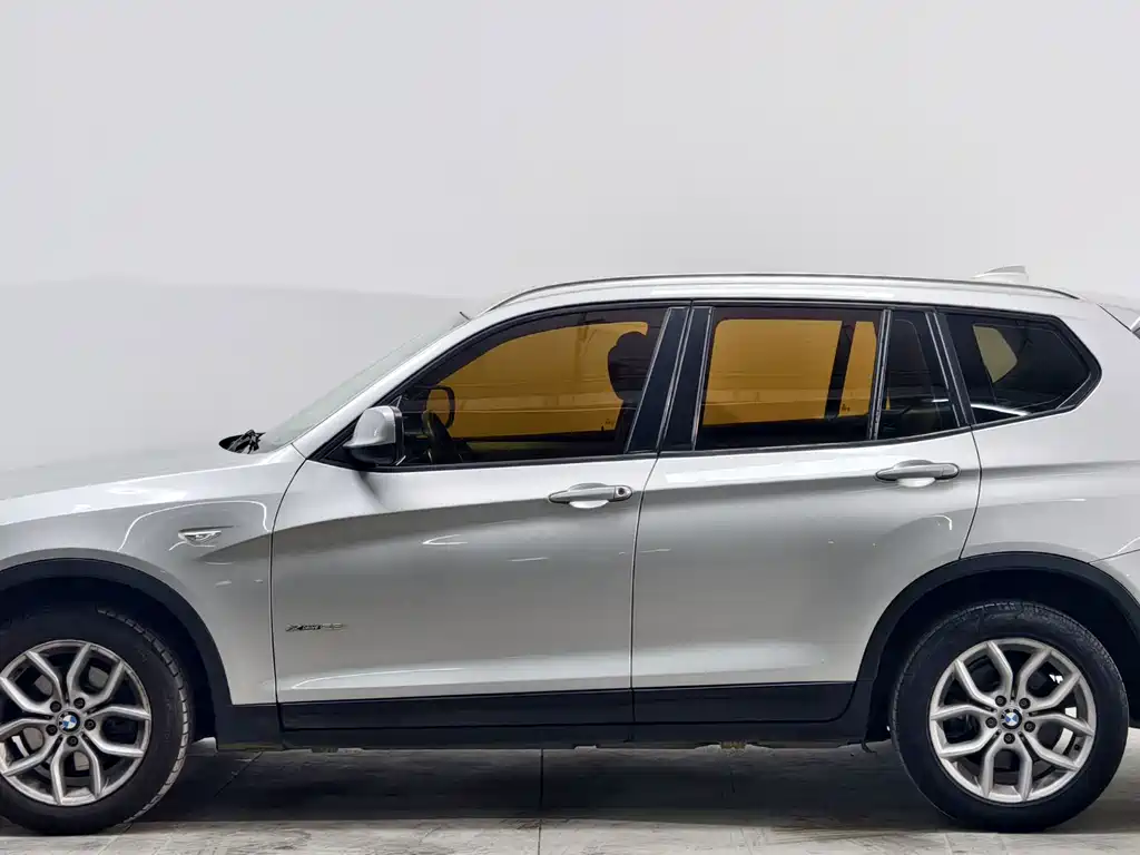 BMW X3 (Import) — миниатюра 7