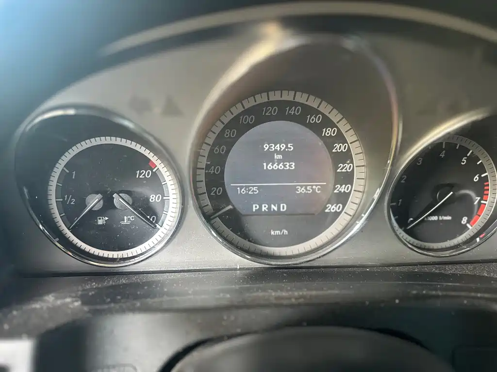 Mercedes-Benz C-Class — миниатюра 7