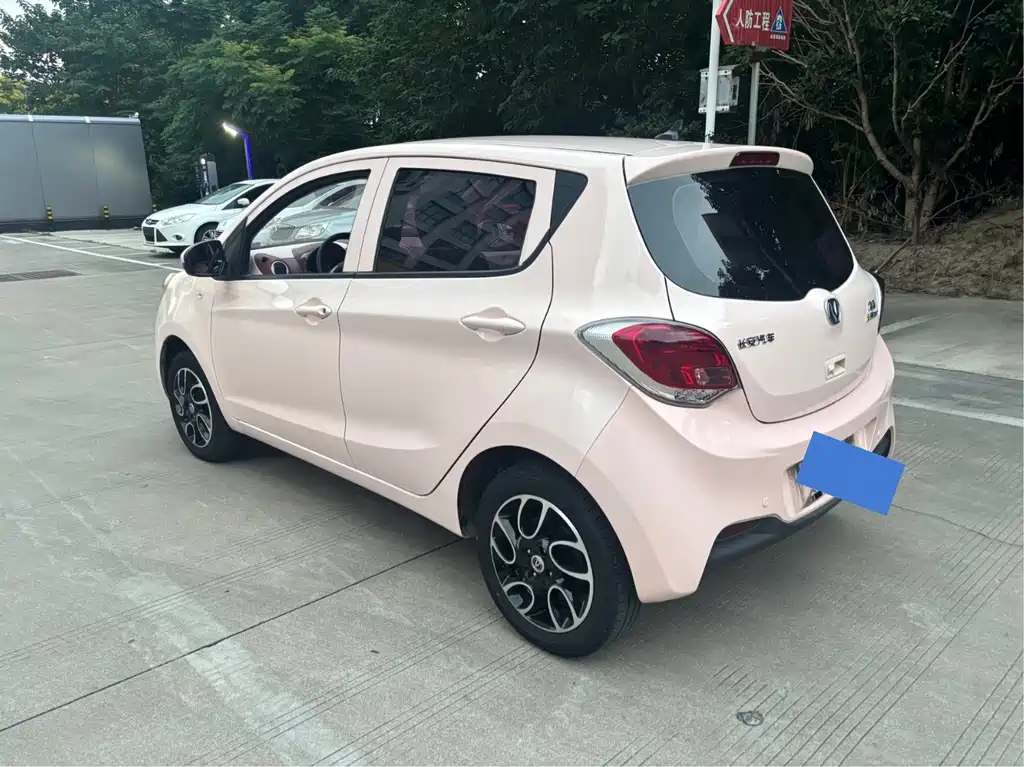 Changan Benben E-Star — миниатюра 3