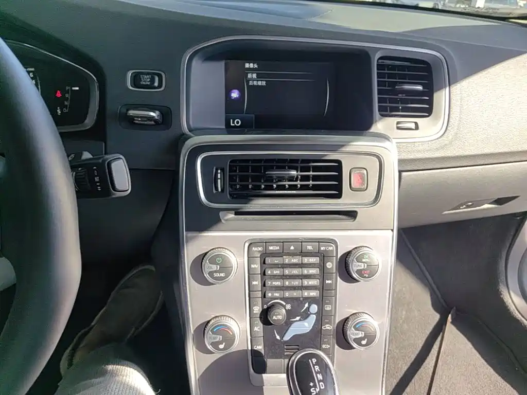 Volvo S60 — миниатюра 13