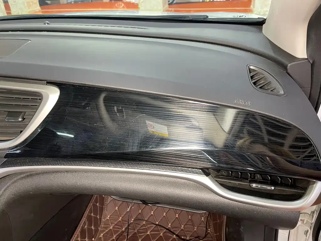Buick Excelle — миниатюра 13