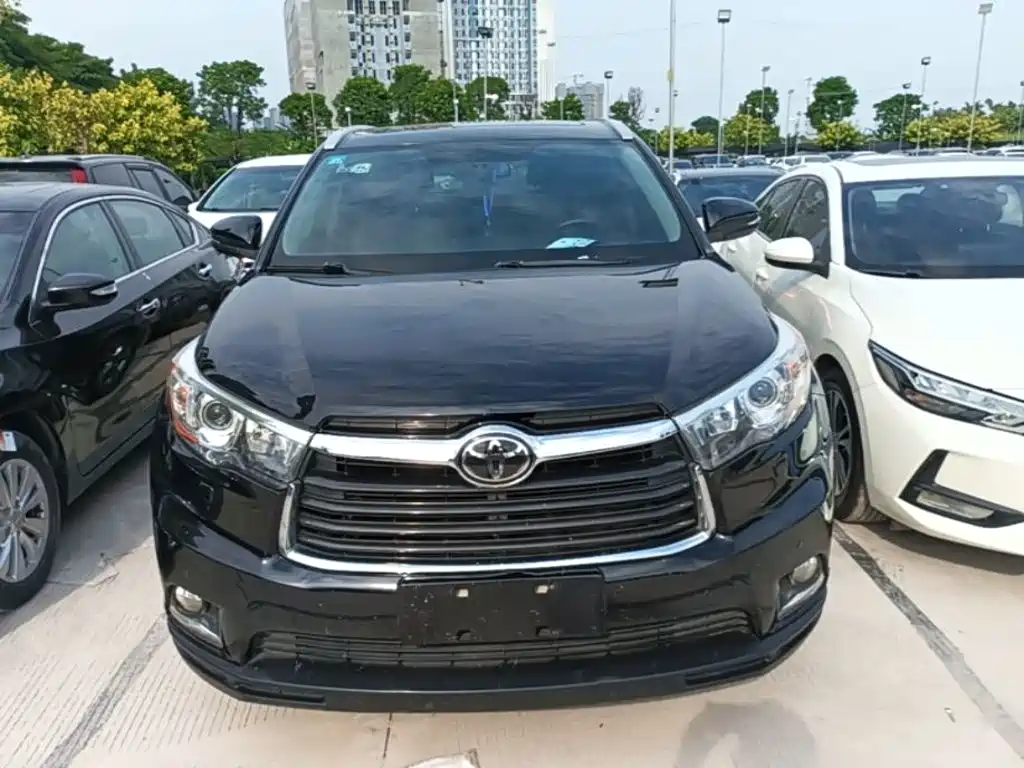 Toyota Highlander — миниатюра 3