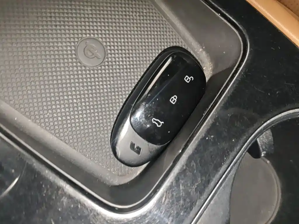 Li Auto Li ONE — миниатюра 9