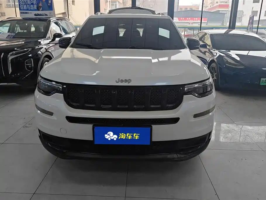 JEEP GRAND COMMANDER