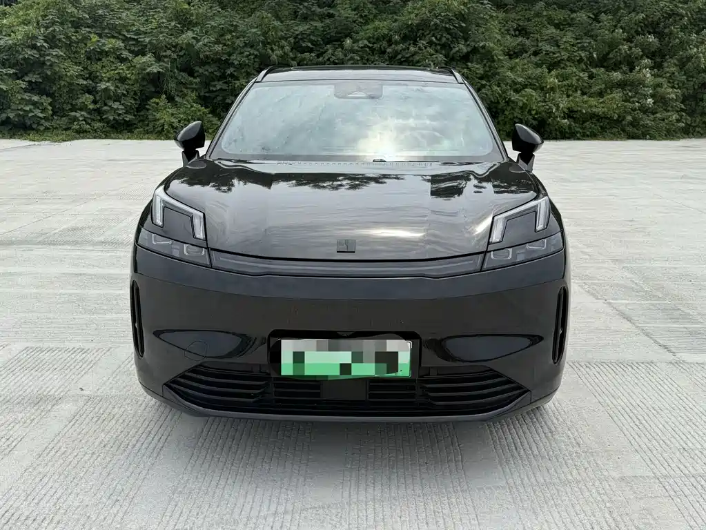 Lynk & Co 08 EM-P — миниатюра 2