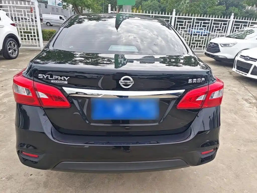 Nissan Sylphy — миниатюра 6