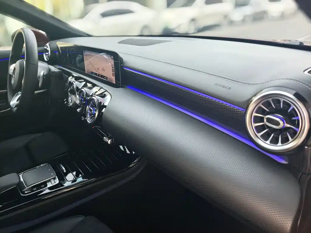 Mercedes-Benz A-Class — миниатюра 18