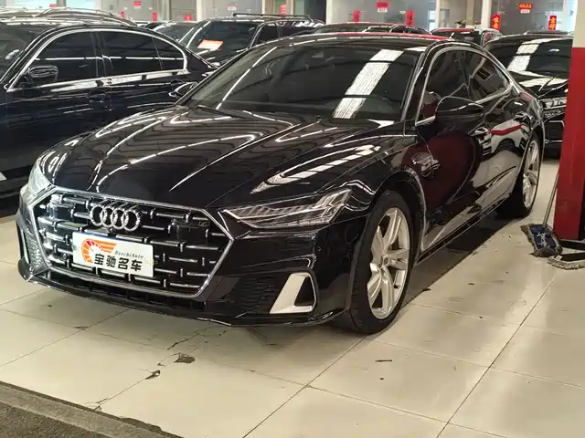 AUDI A7L