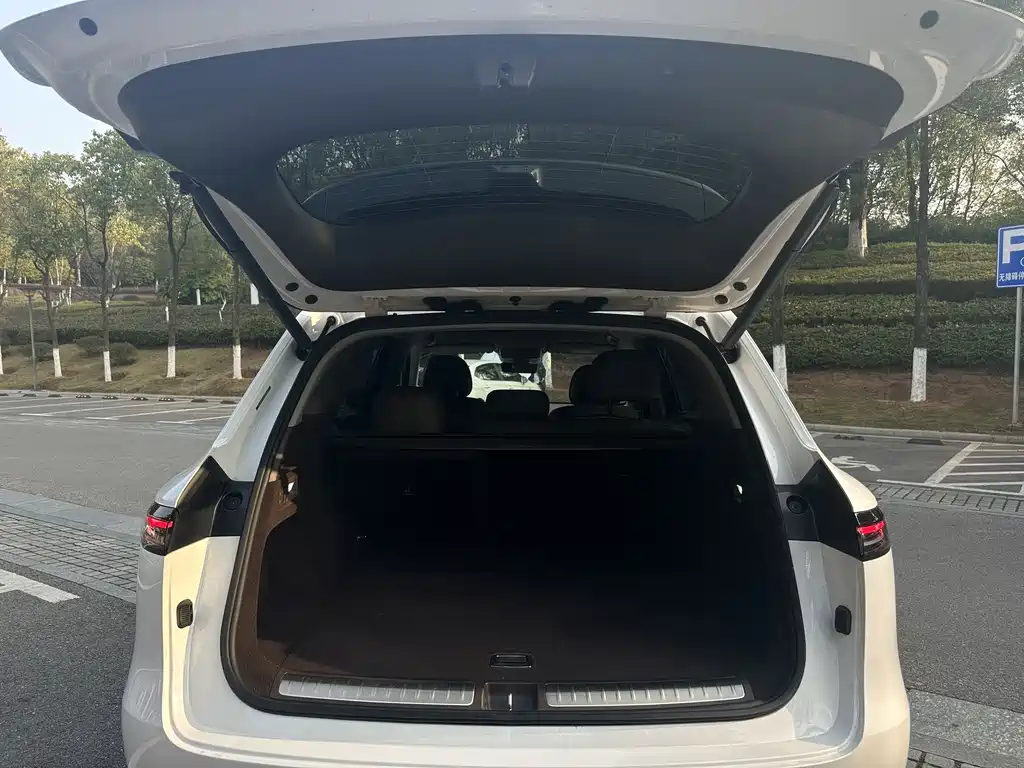 AITO ASK THE WORLD M7