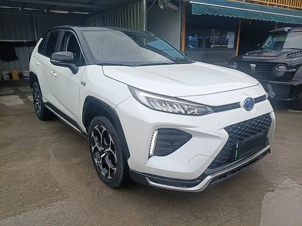 Toyota Wildlander New Energy — миниатюра 4