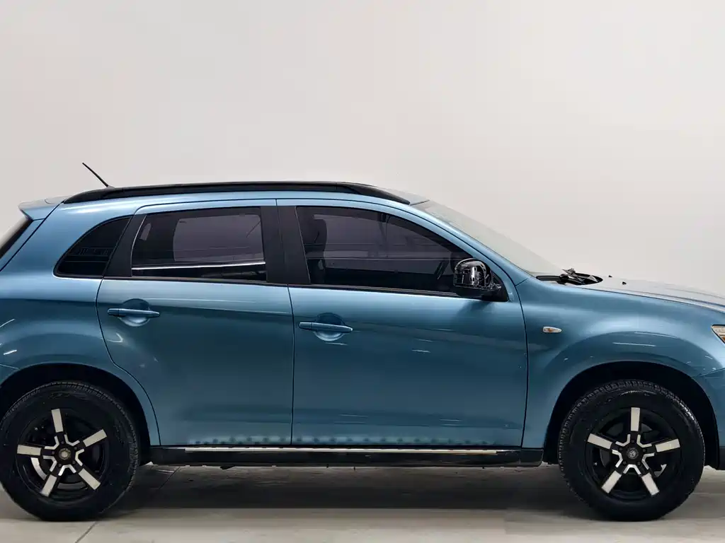 Mitsubishi ASX — миниатюра 7