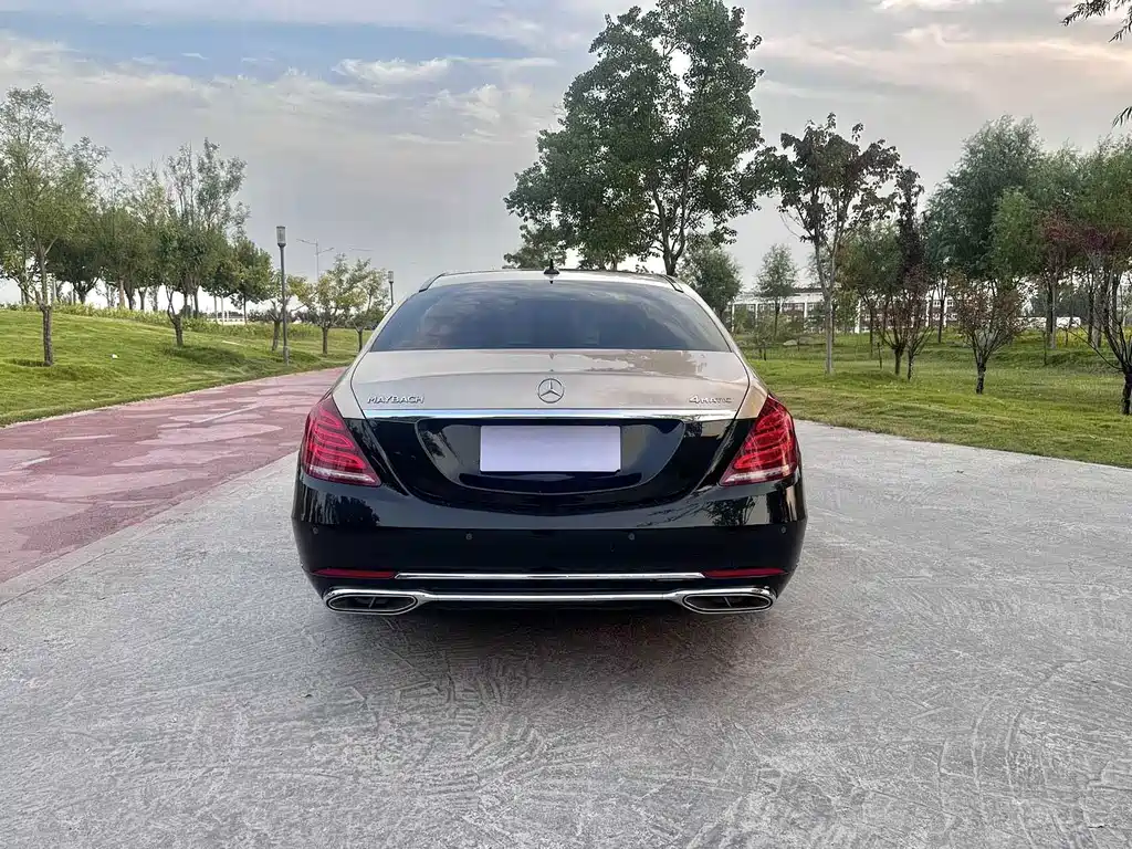 Mercedes-Benz S-Class — миниатюра 7