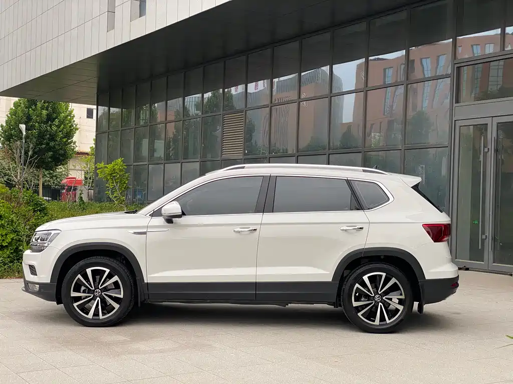 Volkswagen Tharu 2022 280TSI Luxury