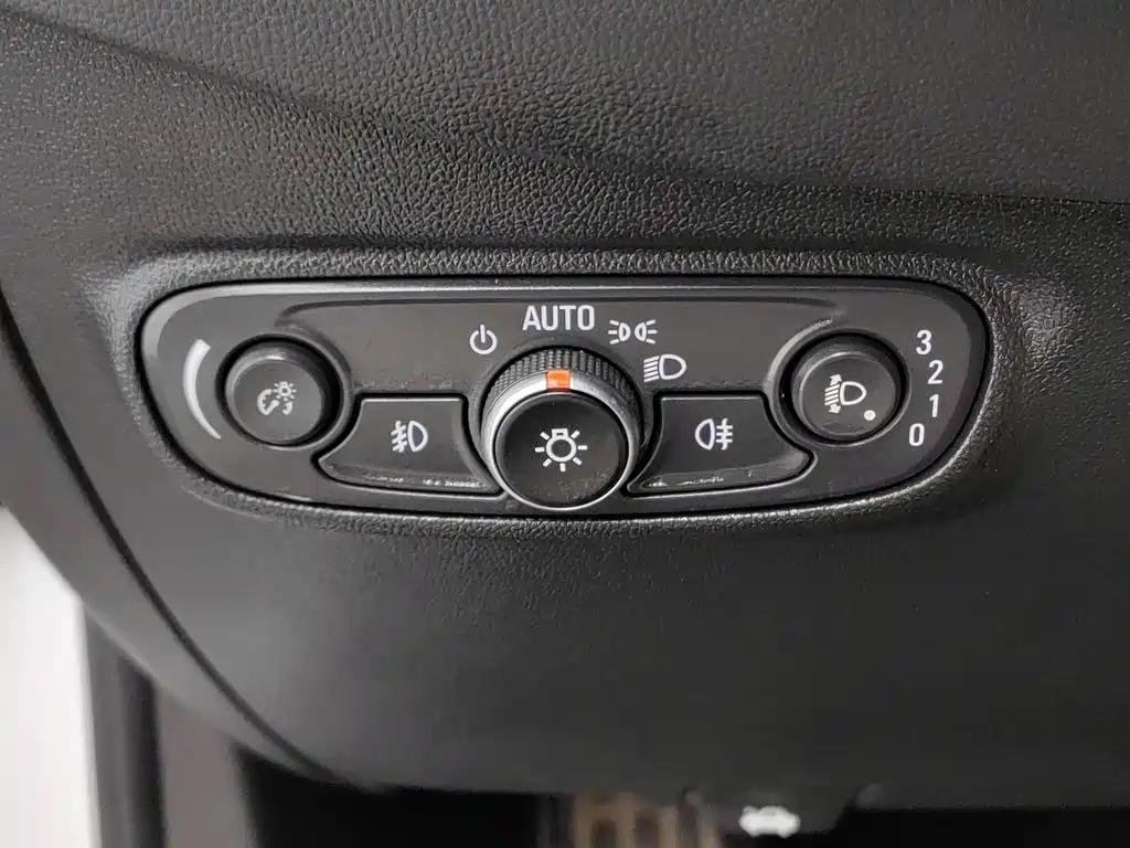 Chevrolet Equinox — миниатюра 21