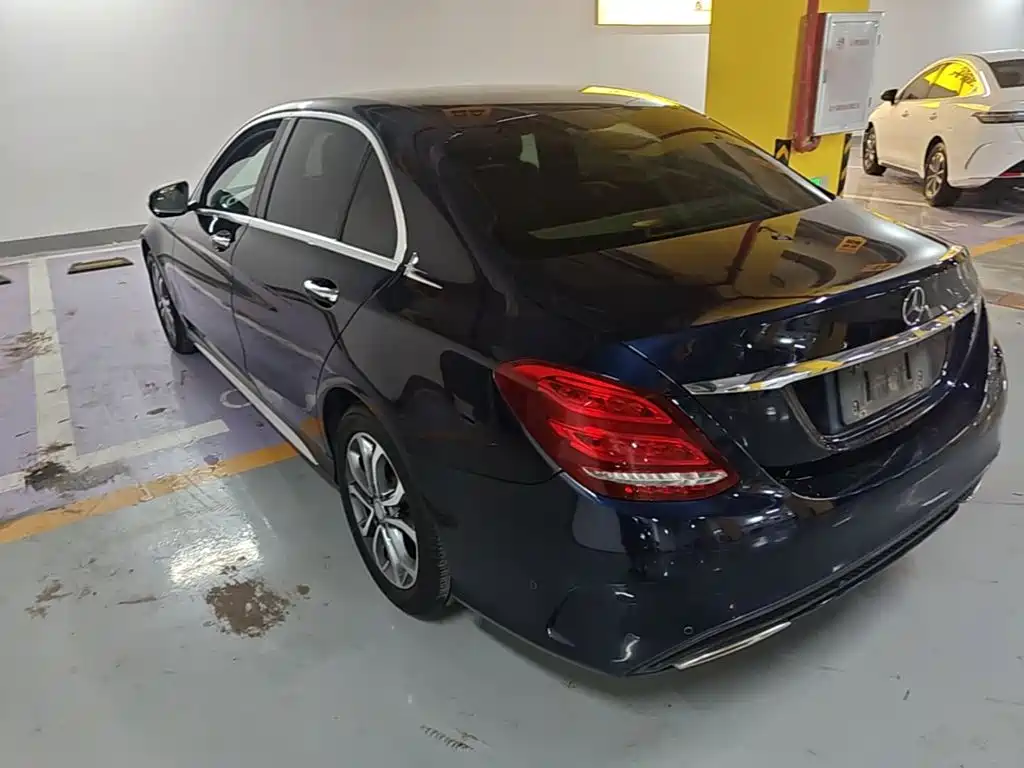 Mercedes-Benz C-Class — миниатюра 5