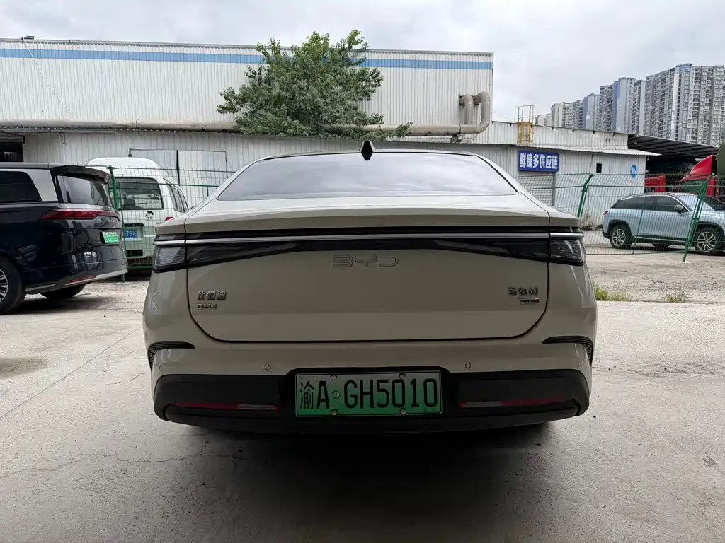 BYD Seal 07 DM-i — миниатюра 9